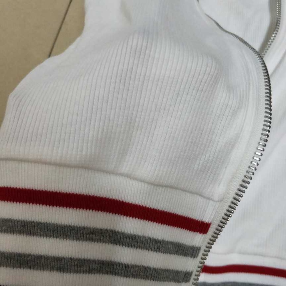 Lovely Jacket - Picture 4 of 5